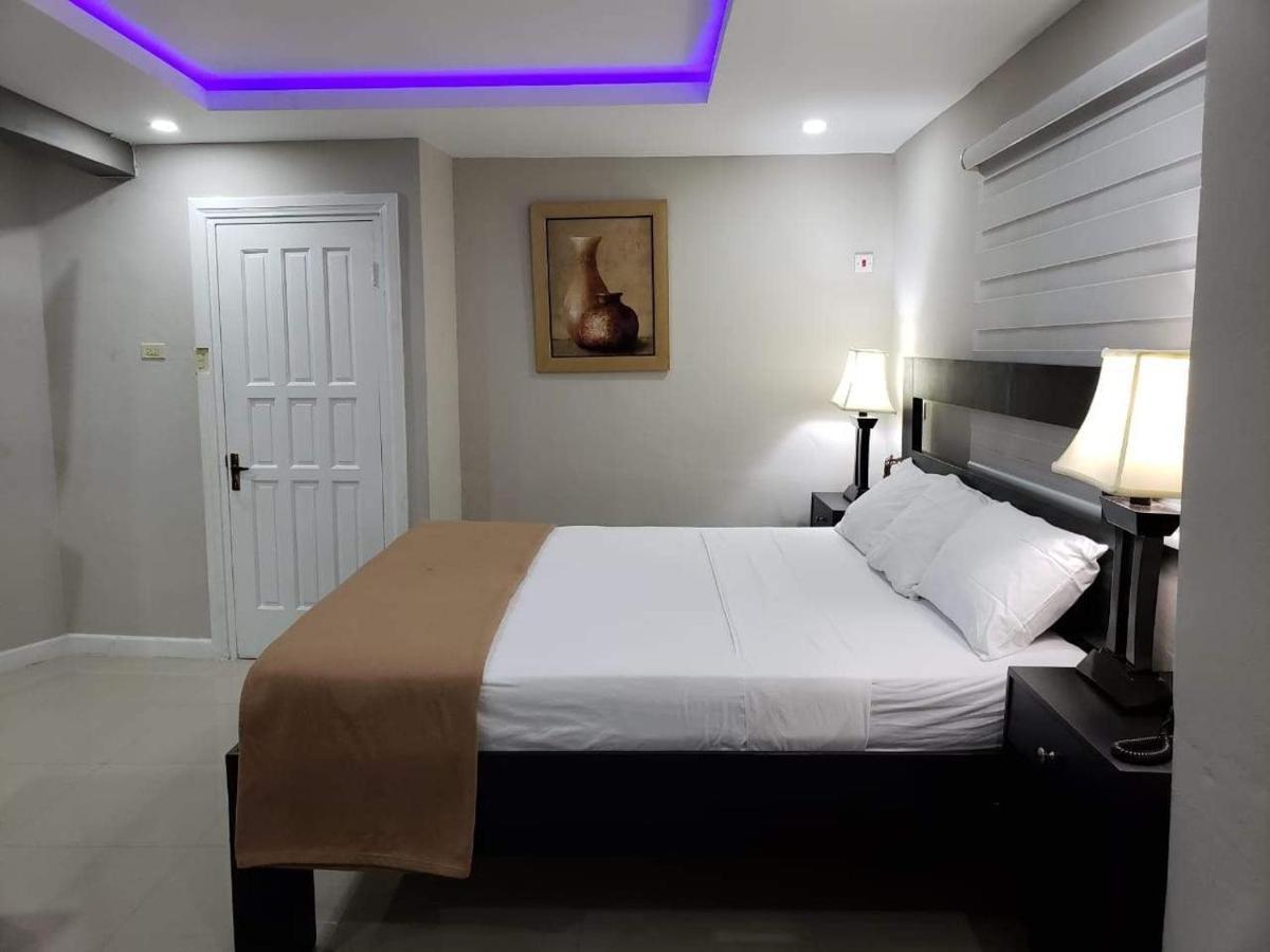 Christar Villas Hotel Kingston Dış mekan fotoğraf