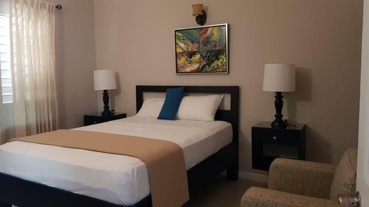 Christar Villas Hotel Kingston Dış mekan fotoğraf