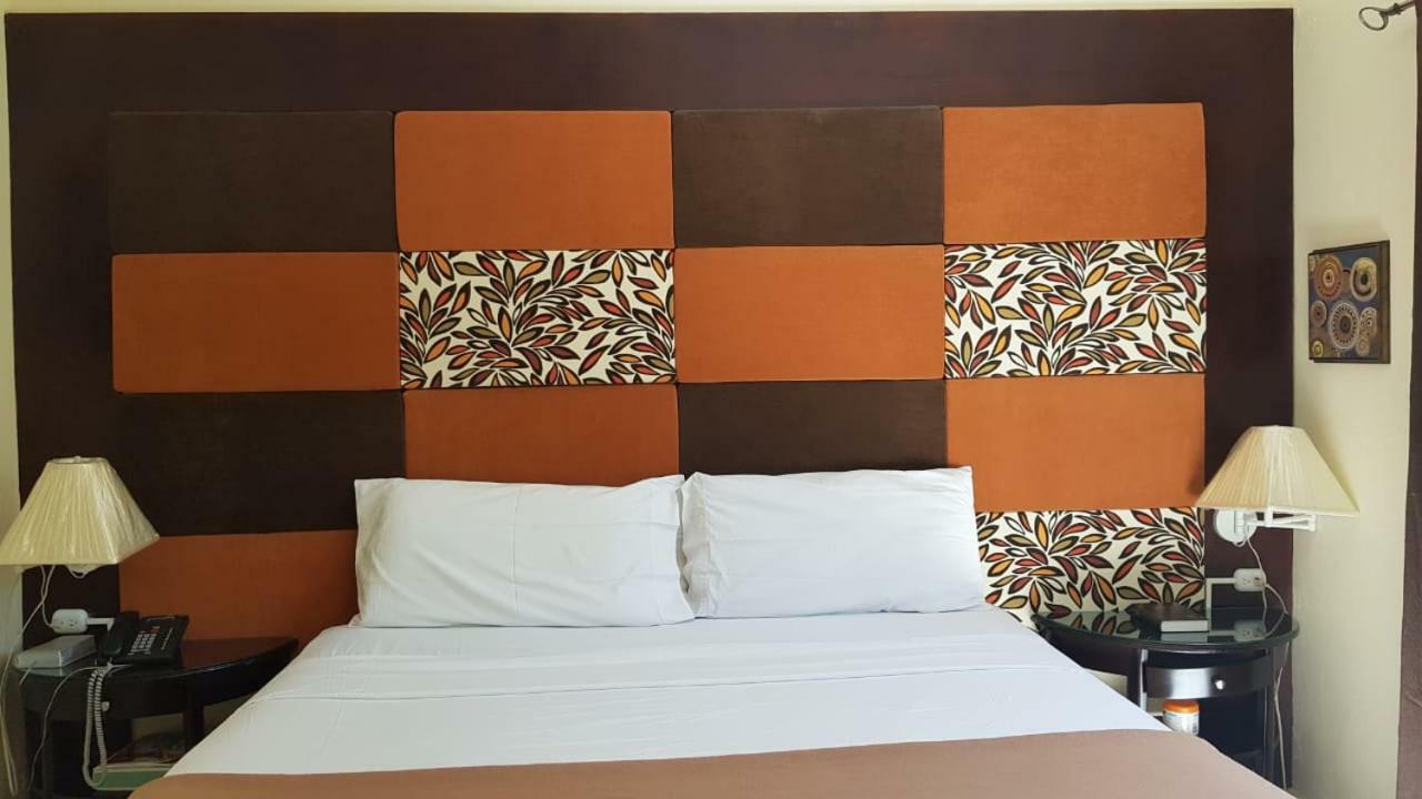 Christar Villas Hotel Kingston Dış mekan fotoğraf