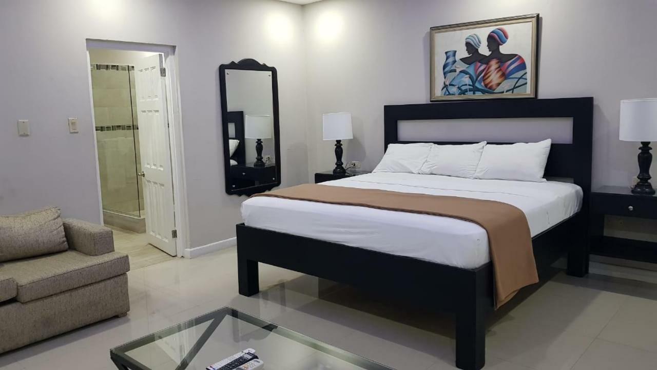 Christar Villas Hotel Kingston Dış mekan fotoğraf